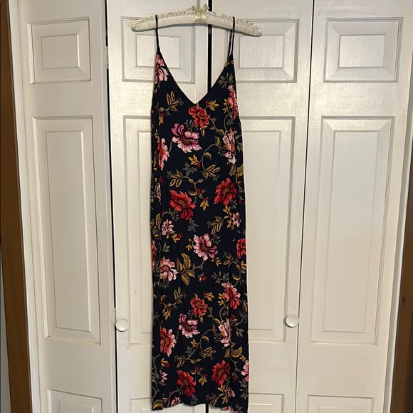 Dresses & Skirts - Floral Spaghetti Strap Dress
